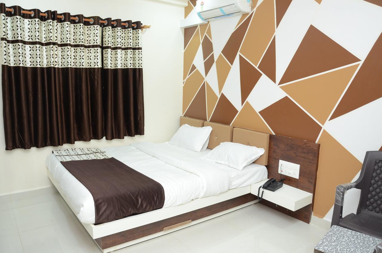 Hotel Bansidhar Somnath Exterior photo