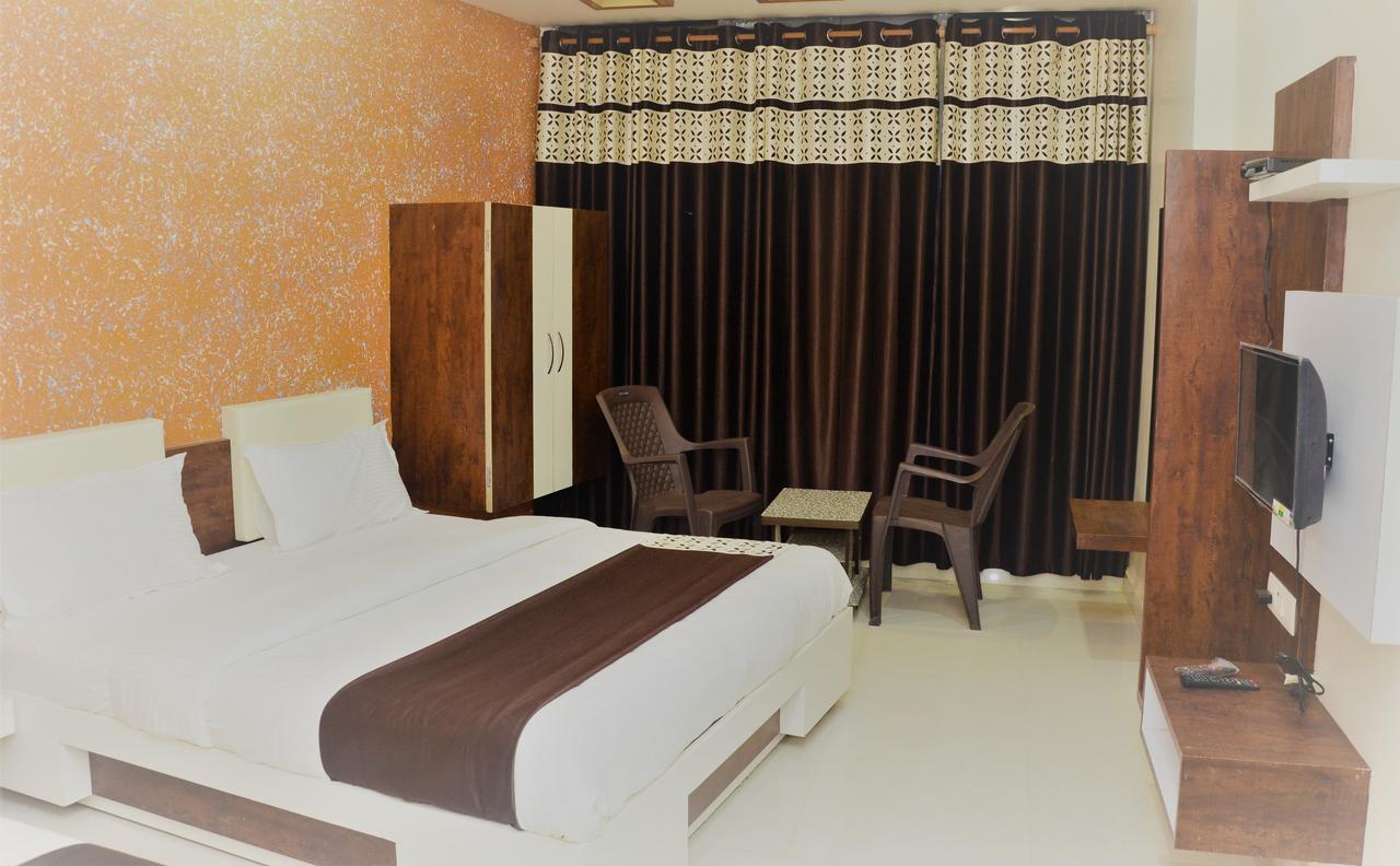 Hotel Bansidhar Somnath Exterior photo